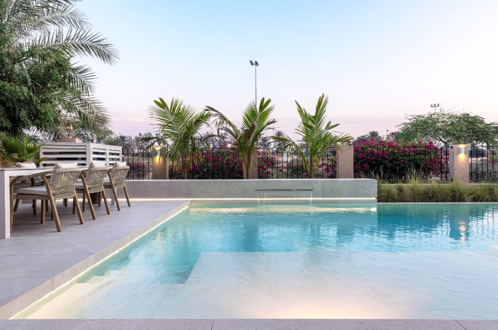 Minimalist Pool with Sleek, Modern Design – A contemporary pool featuring clean lines, neutral tones, and a minimalist aesthetic for a sophisticated look.